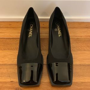 Chanel Pumps